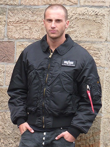 Alpha Industries Men's CWU 45 Jacke schwarz