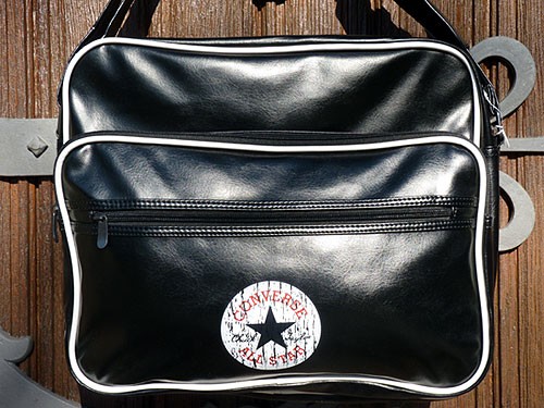 Converse Vintage Patch Shoulder Bag Umh&auml;ngetasche schwarz wei&szlig;