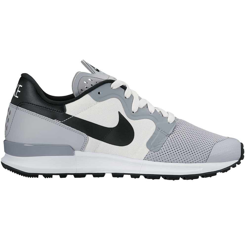 Berwuda Nike Shoes Berwuda Nike Shoes