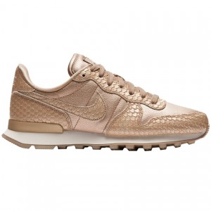 nike internationalist gold nike internationalist gold